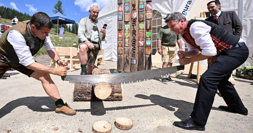 Fellner: &bdquo;Die Holzstra&szlig;e ist ein Kraftpaket f&uuml;r den l&auml;ndlichen Raum&ldquo;